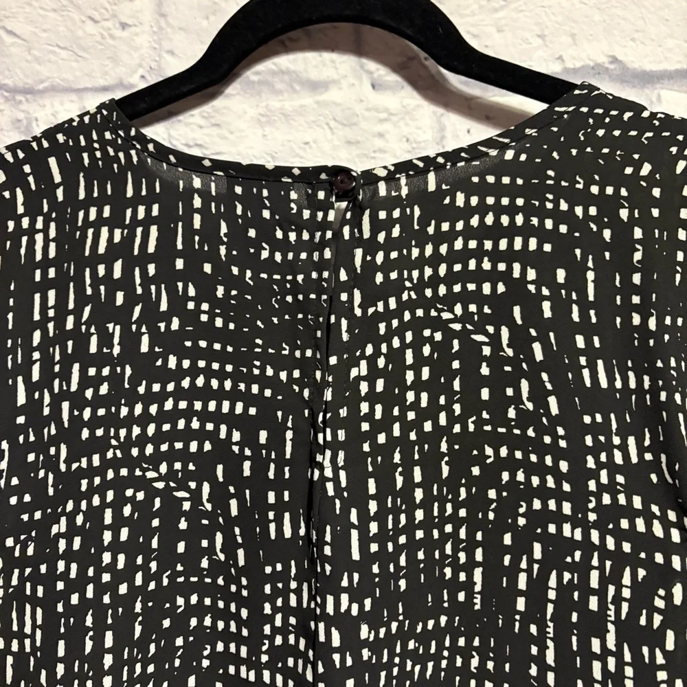Jolie Black and White Mini Dress Medium - Picture 5 of 7
